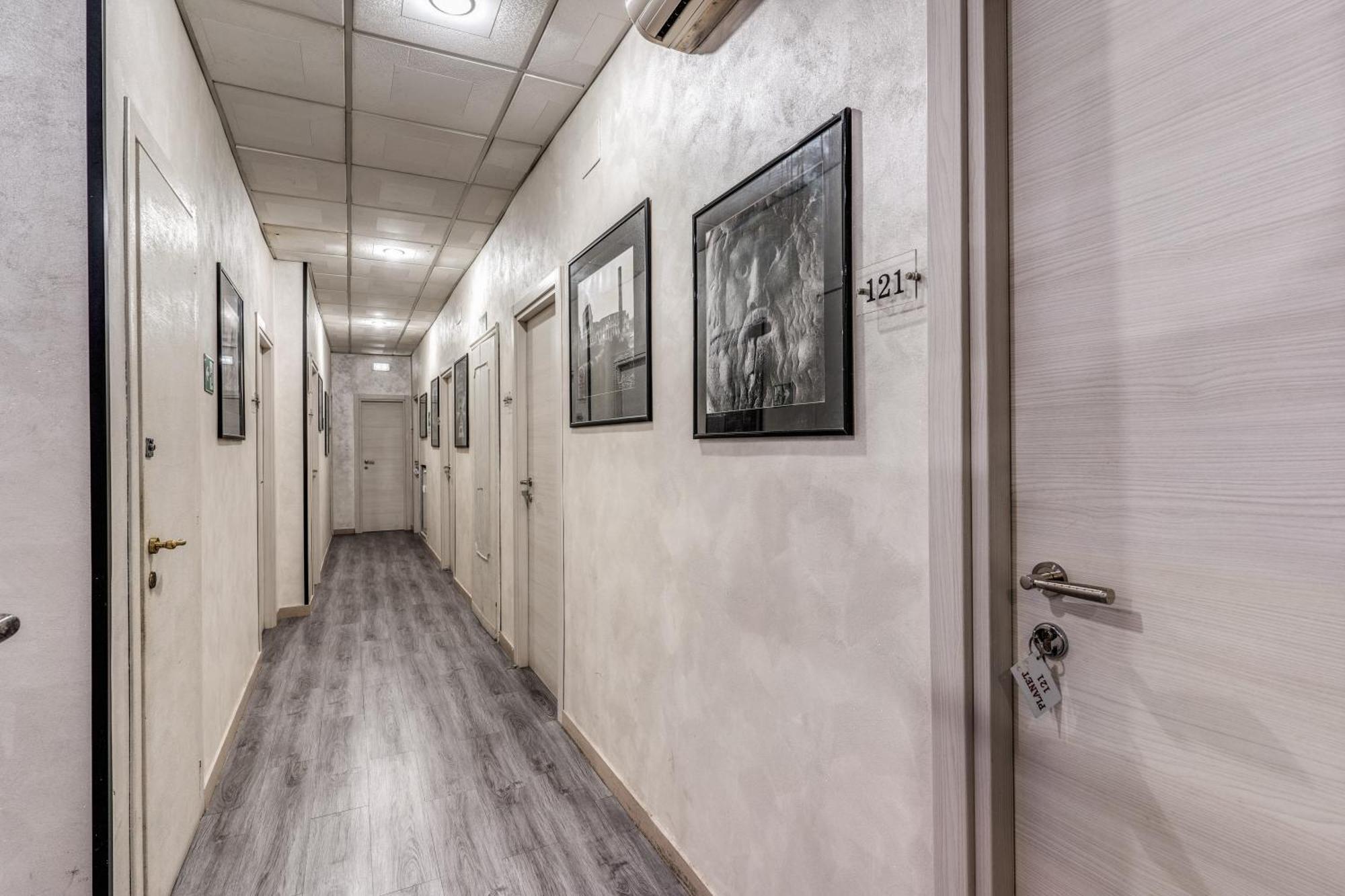 Hotel Planet Roma Ngoại thất bức ảnh