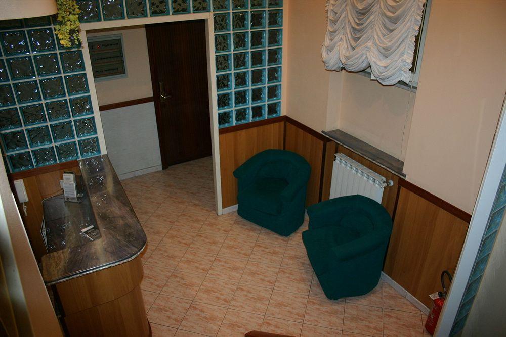 Hotel Planet Roma Ngoại thất bức ảnh
