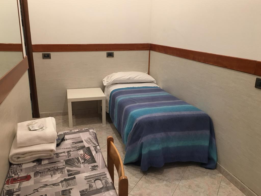 Hotel Planet Roma Ngoại thất bức ảnh